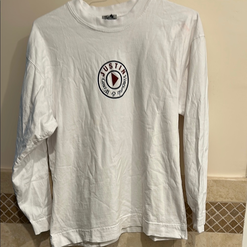 Justin winery  White Long Sleeve Tee Casual Comfort s/m